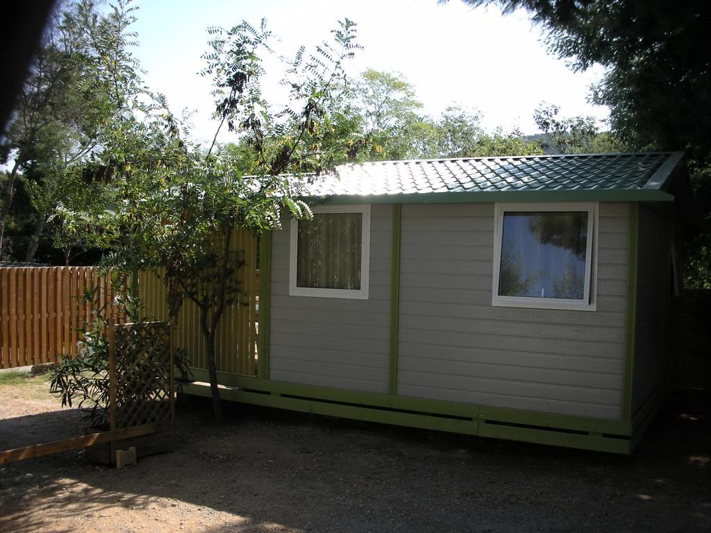 Camping Lou Cabasson Bormes-les-Mimosas Bagian luar foto