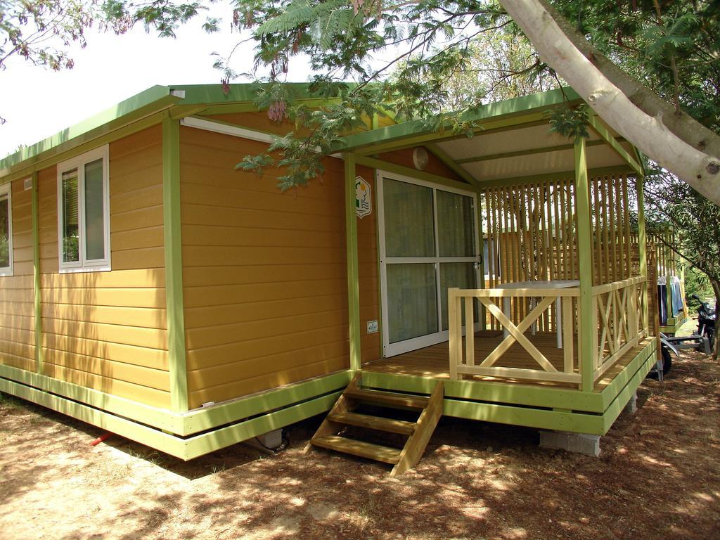 Camping Lou Cabasson Bormes-les-Mimosas Bagian luar foto